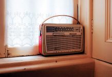 ZAMANIMIZIN BİR PORTRESİ: “SARAYBOSNA RADYOSU”