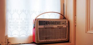 ZAMANIMIZIN BİR PORTRESİ: “SARAYBOSNA RADYOSU”