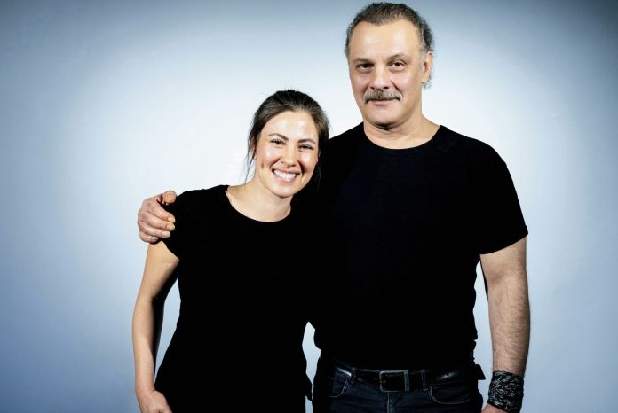 ÇOK ÖNEMLİ BİR HABER BABA SAHNE'DE PRÖMİYER YAPIYOR