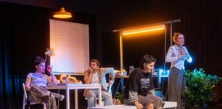 REKA KOLEKTİF’TEN YENİ OYUN: “JONAS’LA EVLENMEK”