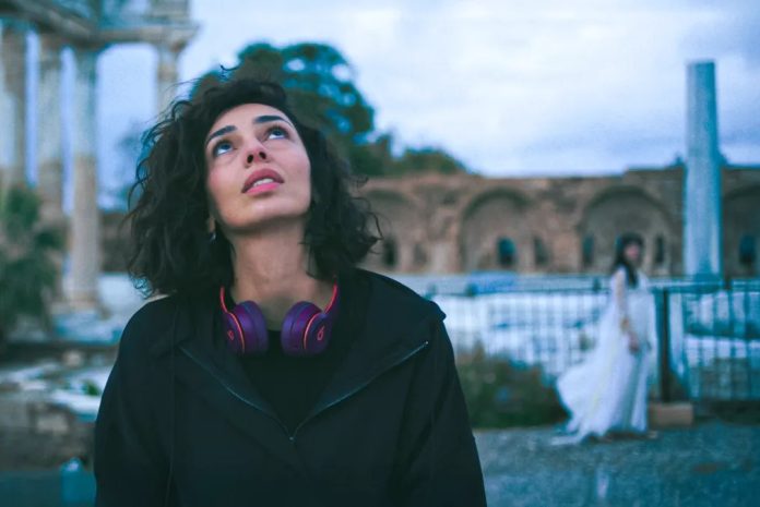 HAFIZANIN HAYALETLERİYLE BİR YOLCULUK: "GÜNDÜZ APOLLON GECE ATHENA"