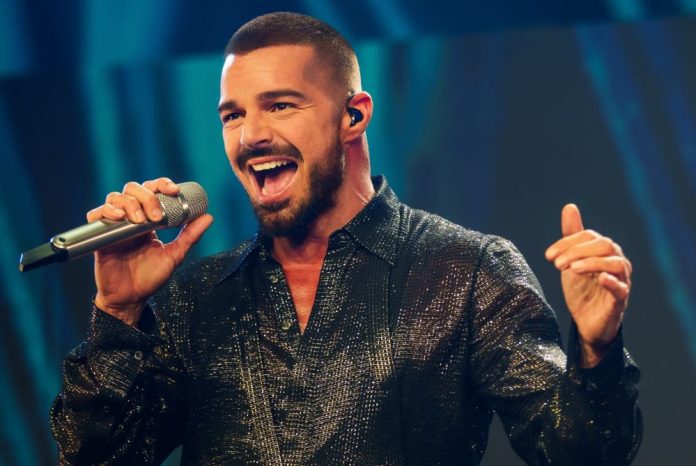 RICKY MARTIN 15 YIL SONRA İSTANBUL’A GERİ DÖNÜYOR