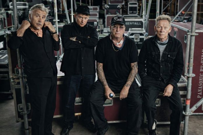 Punk Efsanesi Zorlu PSM'de PSM Loves Summer - Sex Pistols Featuring Frank Carter