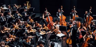 TÜRKİYE GENÇLİK FİLARMONİ ORKESTRASI 20. YILINI KUTLUYOR Türkiye Gençlik Filarmoni Orkestrası - müziğin sihri