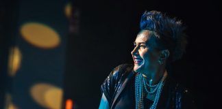 AMIRA MEDUNJANIN İSTANBUL’DA Amira Medunjanin, Sevdalinka'nın aşkı, özlemi ve tutkuyu anlatan zamansız şarkılarını Piu Entertainment organizasyonuyla 24 Ekim'de Zorlu PSM sahnesine taşıyor.