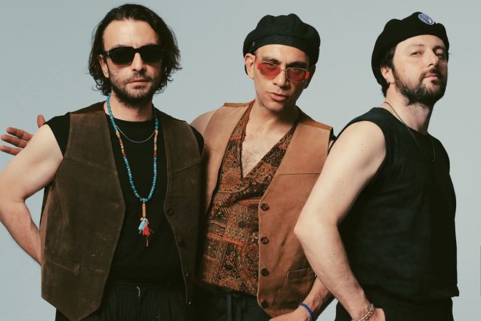 MIX Festival by Modundayız, 6 Kasım’da alternatif müzik sahnesinin farklı coğrafyalardan yükselen seslerini İstanbul’da bir araya getiriyor.